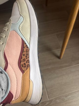 Zapatillas deportivas beige, multicolor y rosa