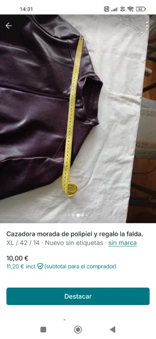 Cazadora polipiel morada + falda regalo