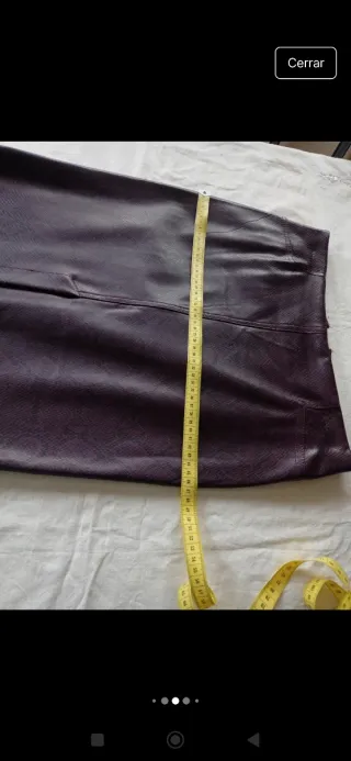 Cazadora polipiel morada + falda regalo