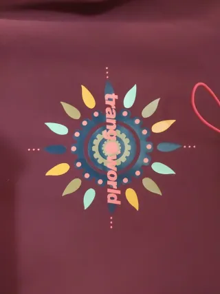 Sudadera Trango Talla M efecto neopreno.