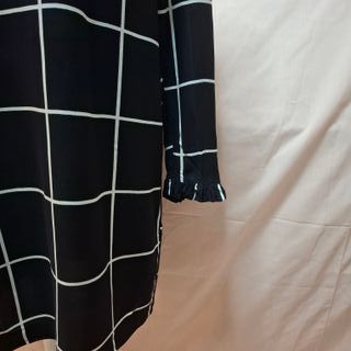 Vestido H&M cuadros cuello alto