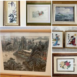 Pinturas en marcos de vidrio y madera