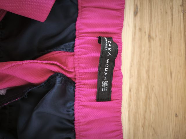 Pantalón Zara Fucsia Tobillero Talla XS