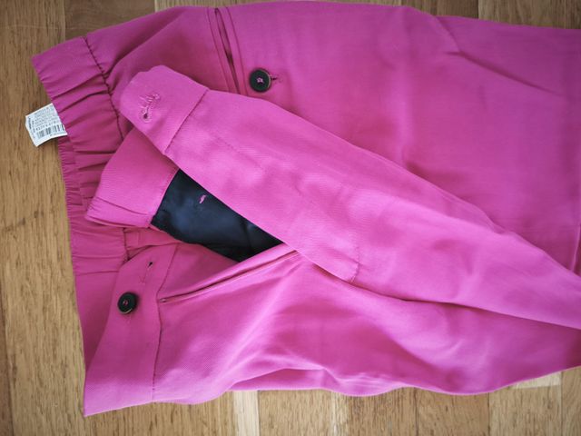 Pantalón Zara Fucsia Tobillero Talla XS