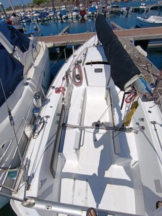 Velero beneteau First Class 8