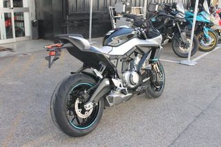 CFMOTO 675 SR-R limitable A2