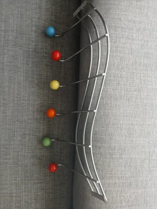 Perchero musical metal multicolor