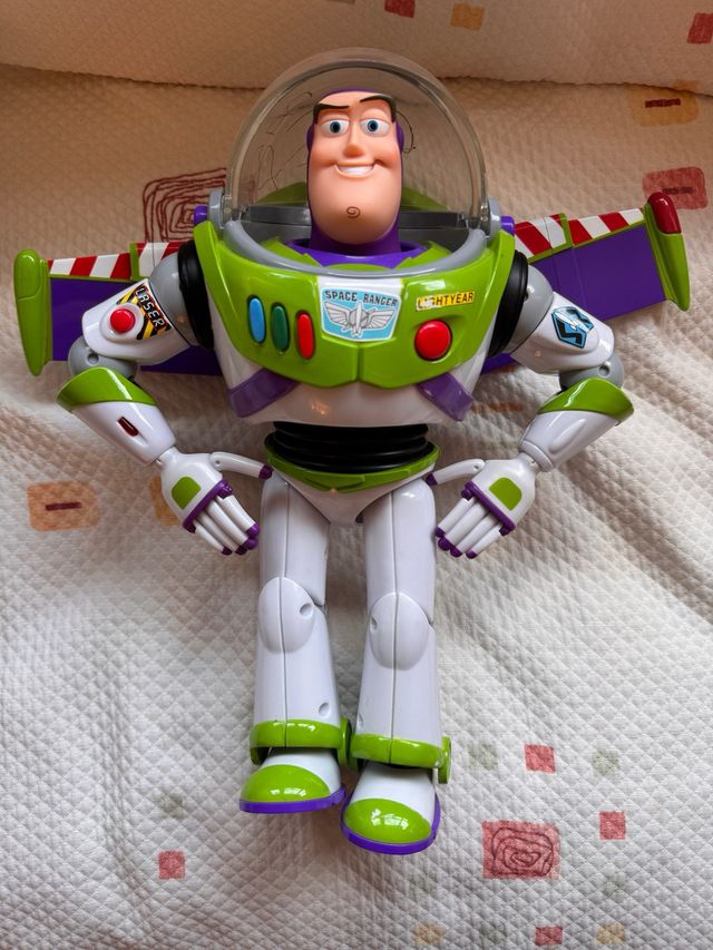 Figura Buzz Lightyear Toy Story 30 cm