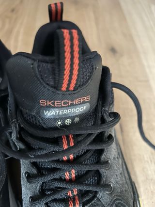 Skechers Arch Fit Road Walker Recon Negro Naranja