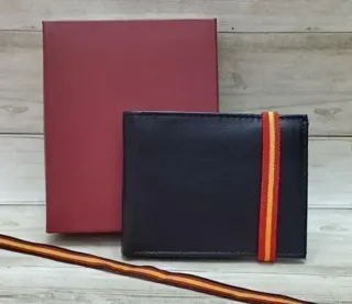 CARTERA MONEDERO PIEL CIERRE BANDERA + REGALO PULS