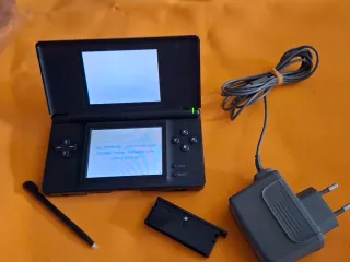 Nintendo DS Lite Negra Completa