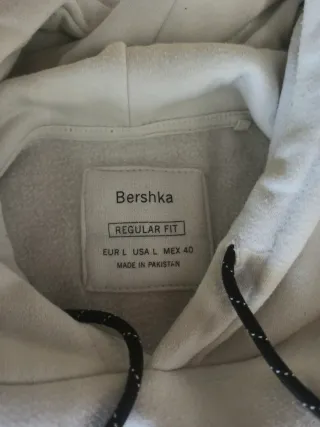 Sudadera Bershka blanca, amarilla y negra