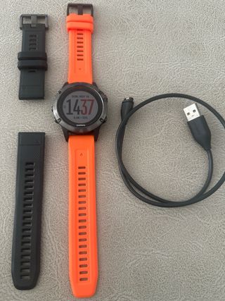 Garmin Fenix 5 Naranja y Plata