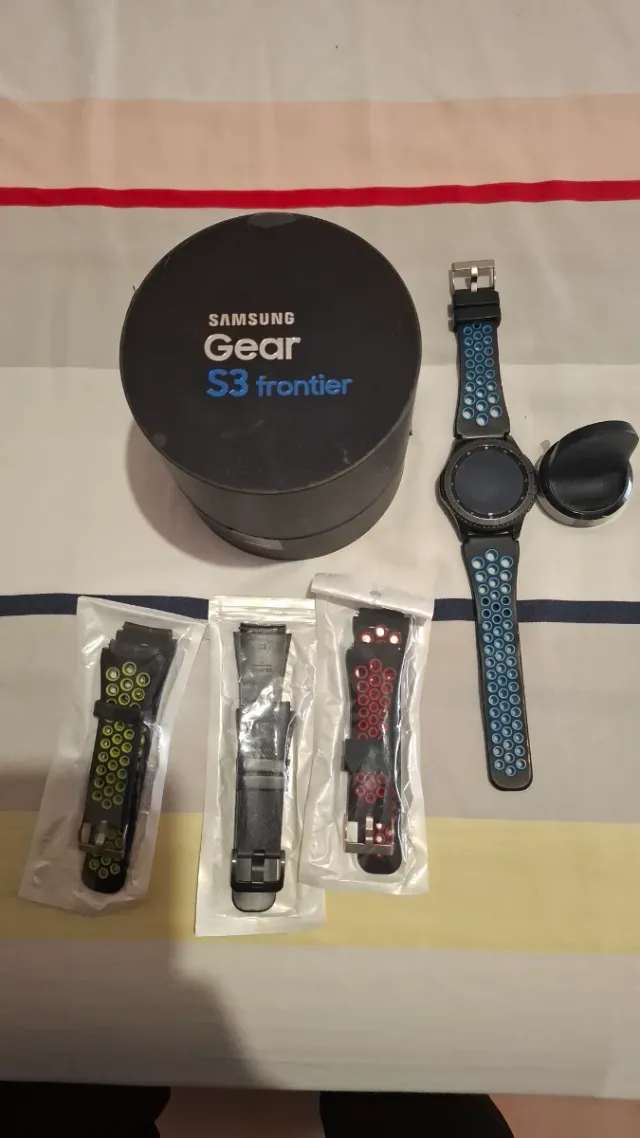 Samsung Gear S3 Frontier Caja y Correas