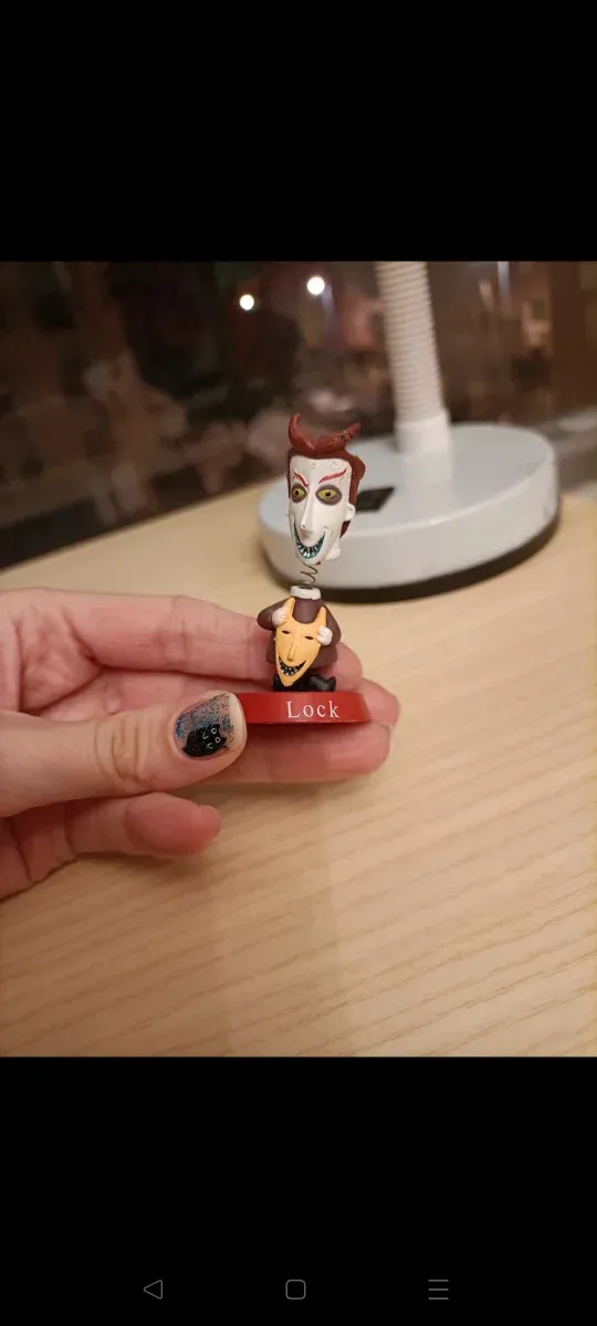 Regalo Figura Lock Pesadilla Antes de Navidad