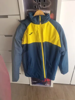 Chaqueton Joma Azul y Amarillo