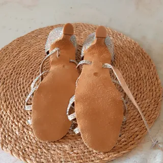 Zapatos de baile Ermes dorados y plateados