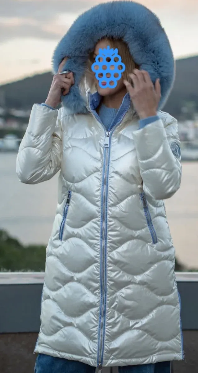 Plumífero LOcoluxo Premiu blanco capucha azul