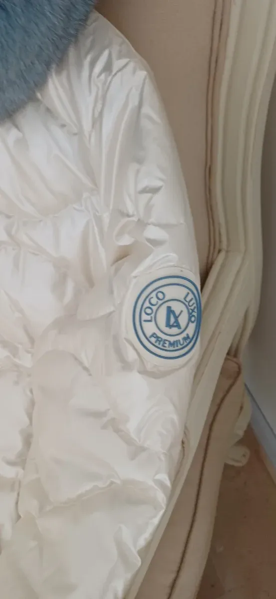 Plumífero LOcoluxo Premiu blanco capucha azul