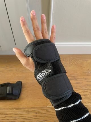 Rodilleras y Muñequeras Patinaje Talla M