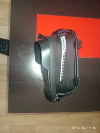 Bolsa móvil y herramientas bicicleta