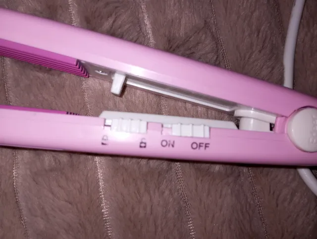 Plancha de pelo ProGemei GM-2986 Rosa