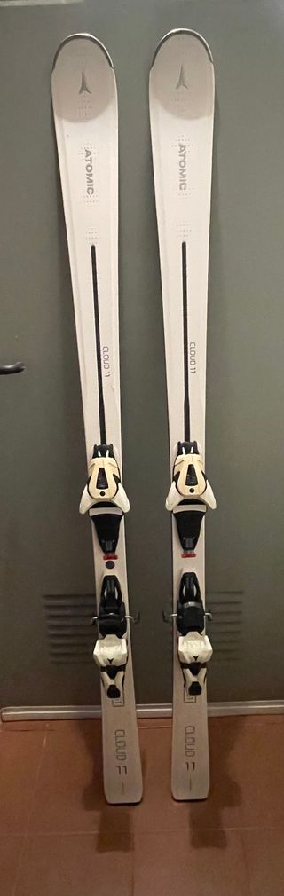 Esquís Atomic Cloud 11