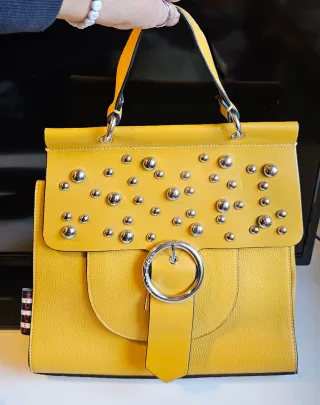 Borsa Manila Grace Maida finta pelle borchie