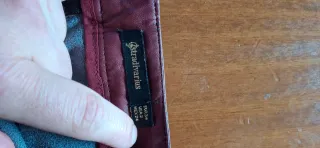 Falda de cuero granate