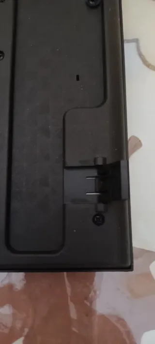 Teclado de ordenador negro