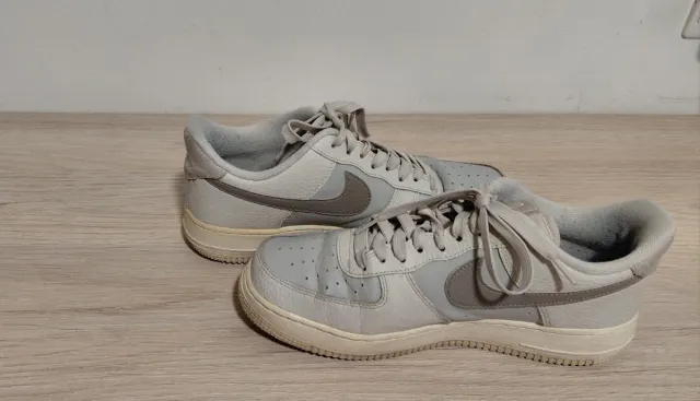 Nike Air Force 1 Grises