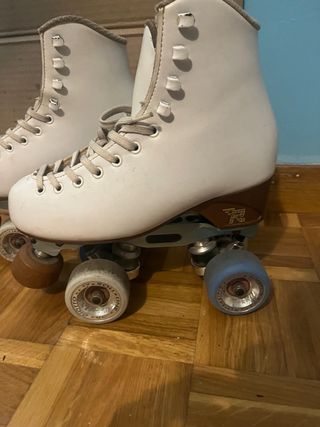 patines de patinaje artístico