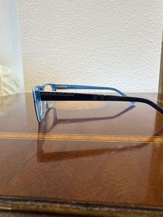 Gafas de pasta azules
