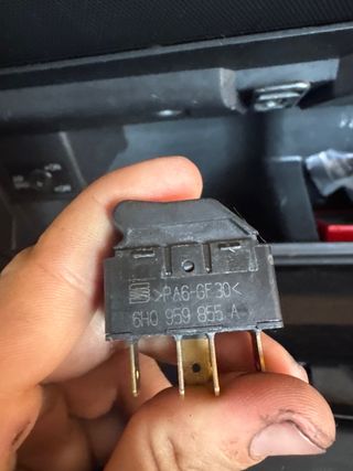 Interruptor Elevalunas Ibiza 6K2