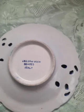 Coppia Piatti Antichi Decorati Oro