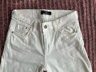 Pantalones vaqueros blancos
