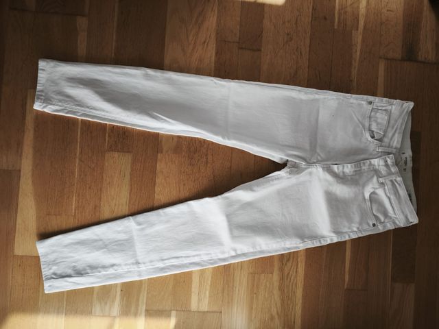 Pantalón vaquero blanco MANGO talla 36