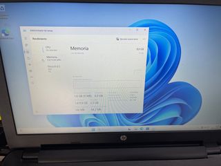 Portátil HP 15 i5-7200U 8GB RAM 256GB SSD P11