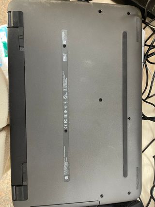 Portátil HP 15 i5-7200U 8GB RAM 256GB SSD P11