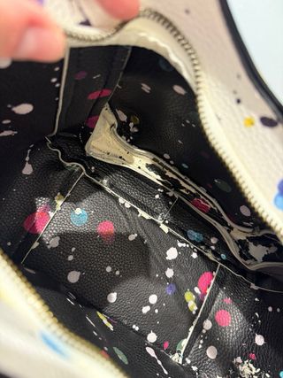 Bolso Desigual blanco con manchas multicolor