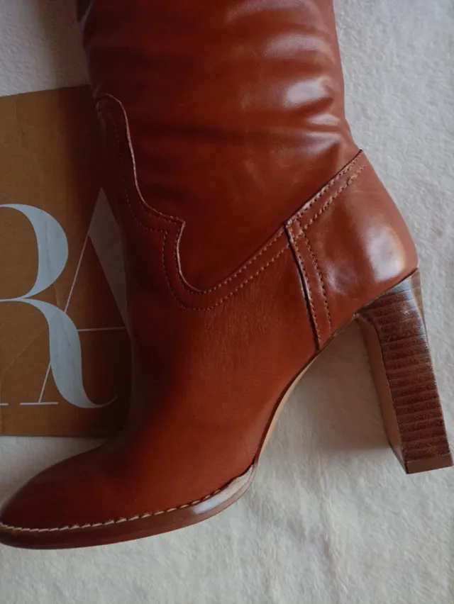 Botas altas piel Zara marrones sin estrenar