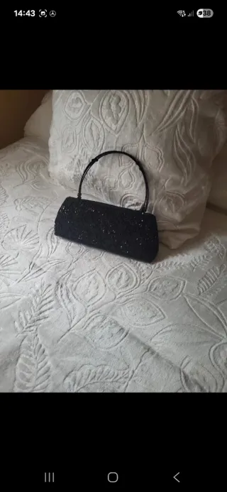 Bolso de fiesta negro de pedrería