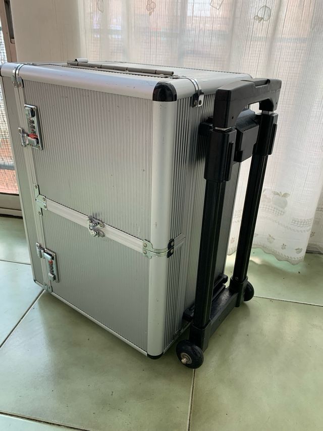 Maletín profesional con ruedas grande