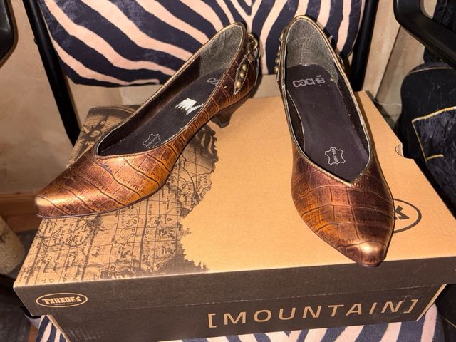 Zapatos Cache Talla 37 Marrón Dorado