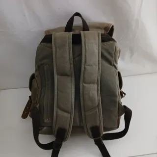 Mochila artesanal beige y marrón 40x30