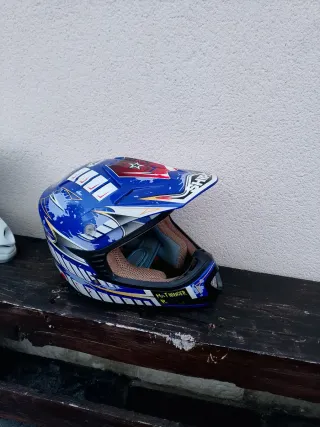 Casco Motocross/Enduro Infantil 55€ cada uno