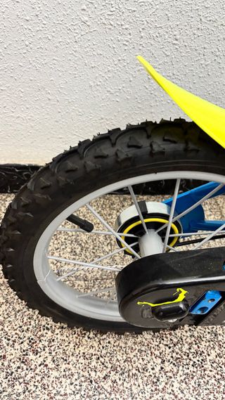 Bicicleta infantil Toimsa azul y amarillo