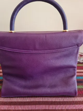 Borsa Karl Lagerfeld viola con logo oro