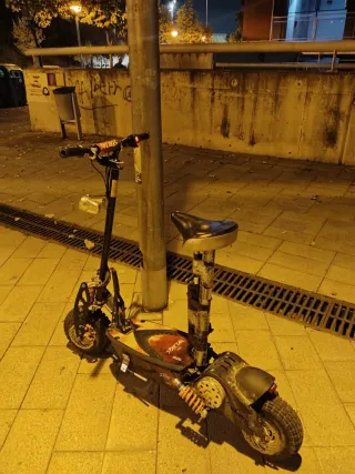 Patinete eléctrico Spartan cadena