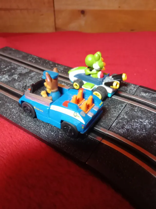 CARRERA GO AUTO YOSHI E PAW PATROL